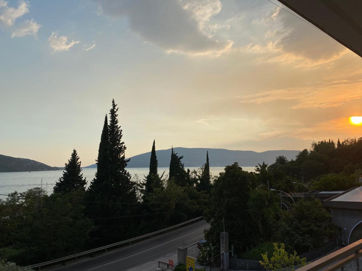 Vila Corovic Kumbor Quarto foto